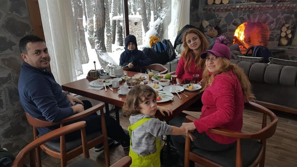 Bolu Adya Hotel ภายนอก รูปภาพ